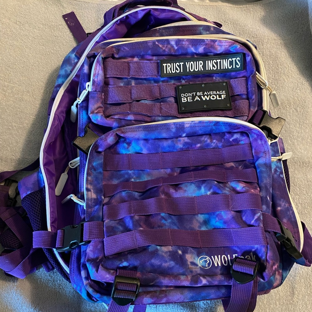 Wolf pak bag